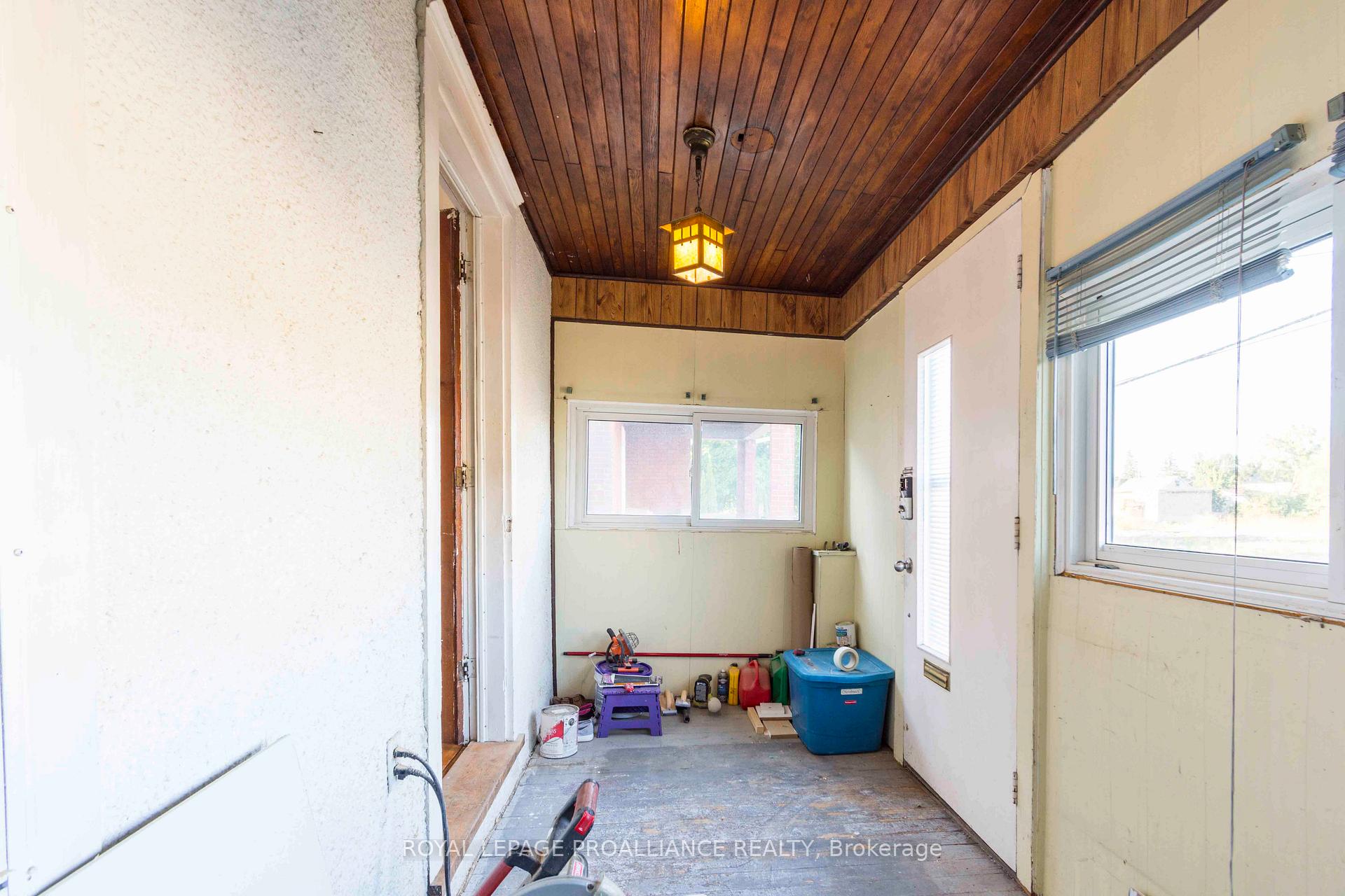 Photo 5 of 375 Coleman Street, Belleville, Belleville Ward — HOMEH