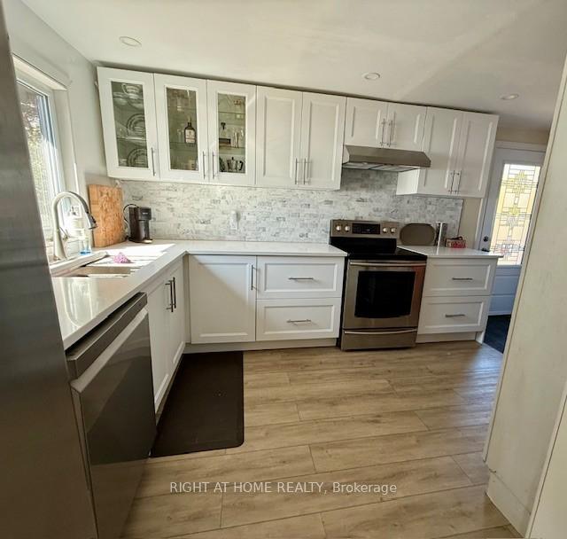 Photo 7 of 93 Oakdene Crescent, Kawartha Lakes, Mariposa — HOMEH