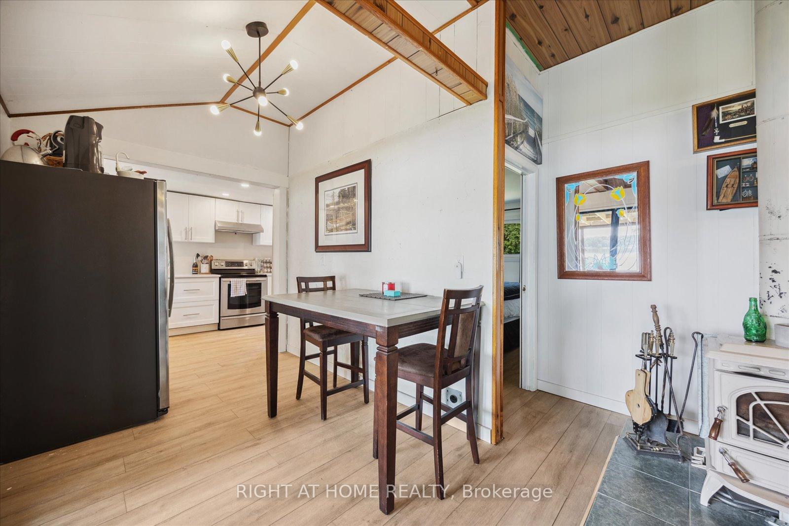 Photo 15 of 93 Oakdene Crescent, Kawartha Lakes, Mariposa — HOMEH