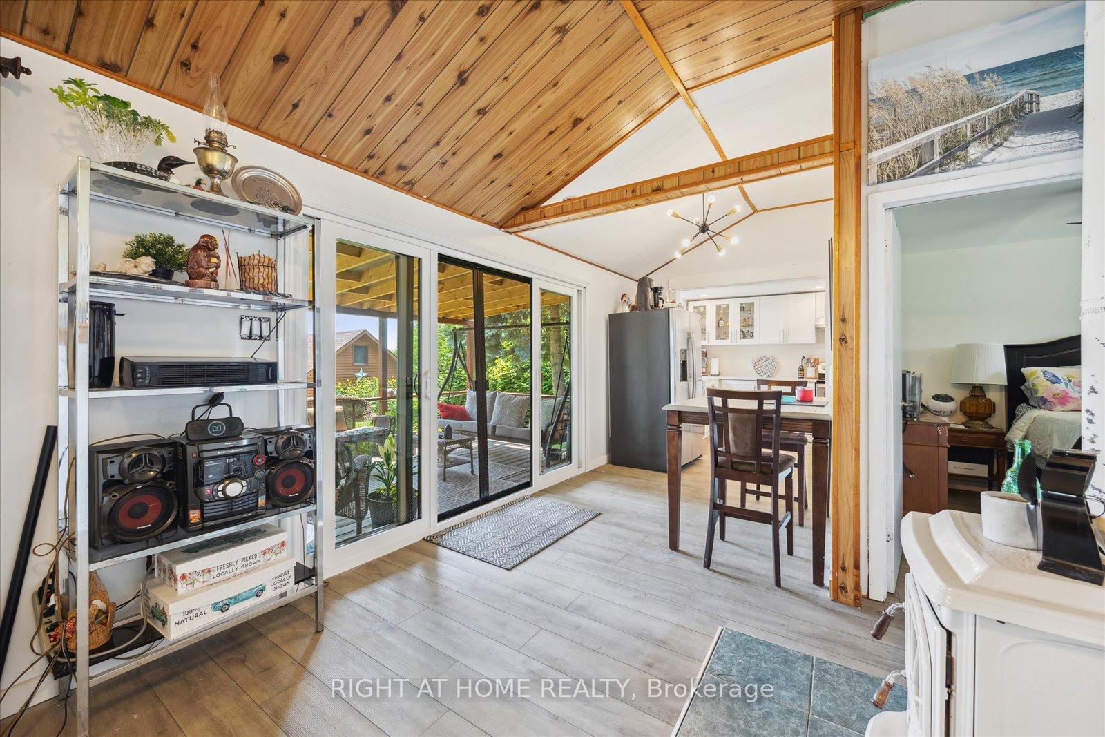 Photo 20 of 93 Oakdene Crescent, Kawartha Lakes, Mariposa — HOMEH