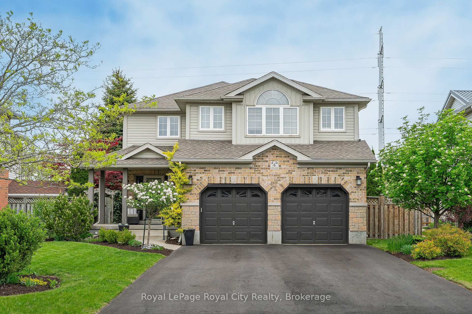 Photo 1 of 4 Lois Lane, Guelph, Willow West/Sugarbush/West Acres — HOMEH