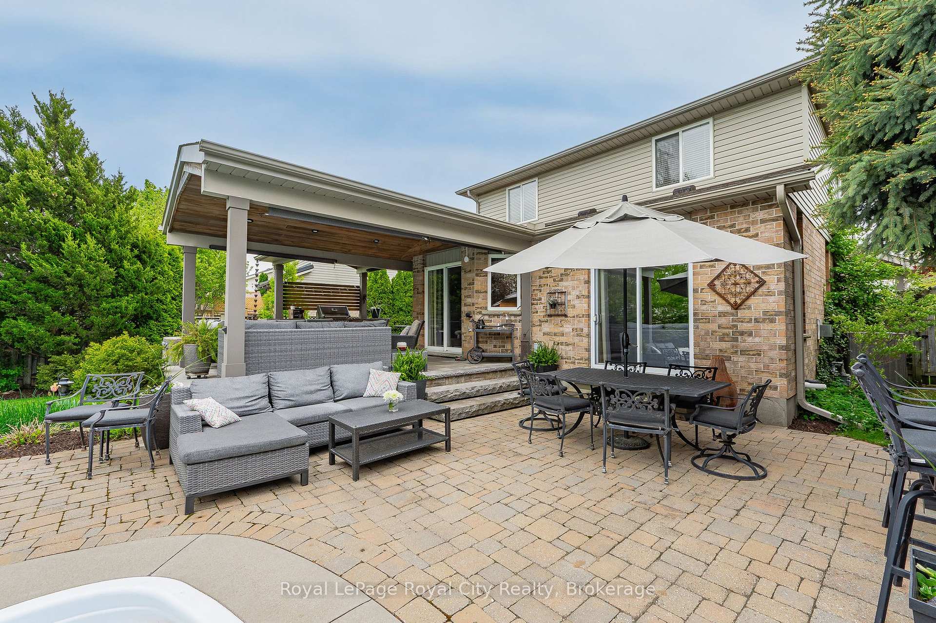 Photo 17 of 4 Lois Lane, Guelph, Willow West/Sugarbush/West Acres — HOMEH