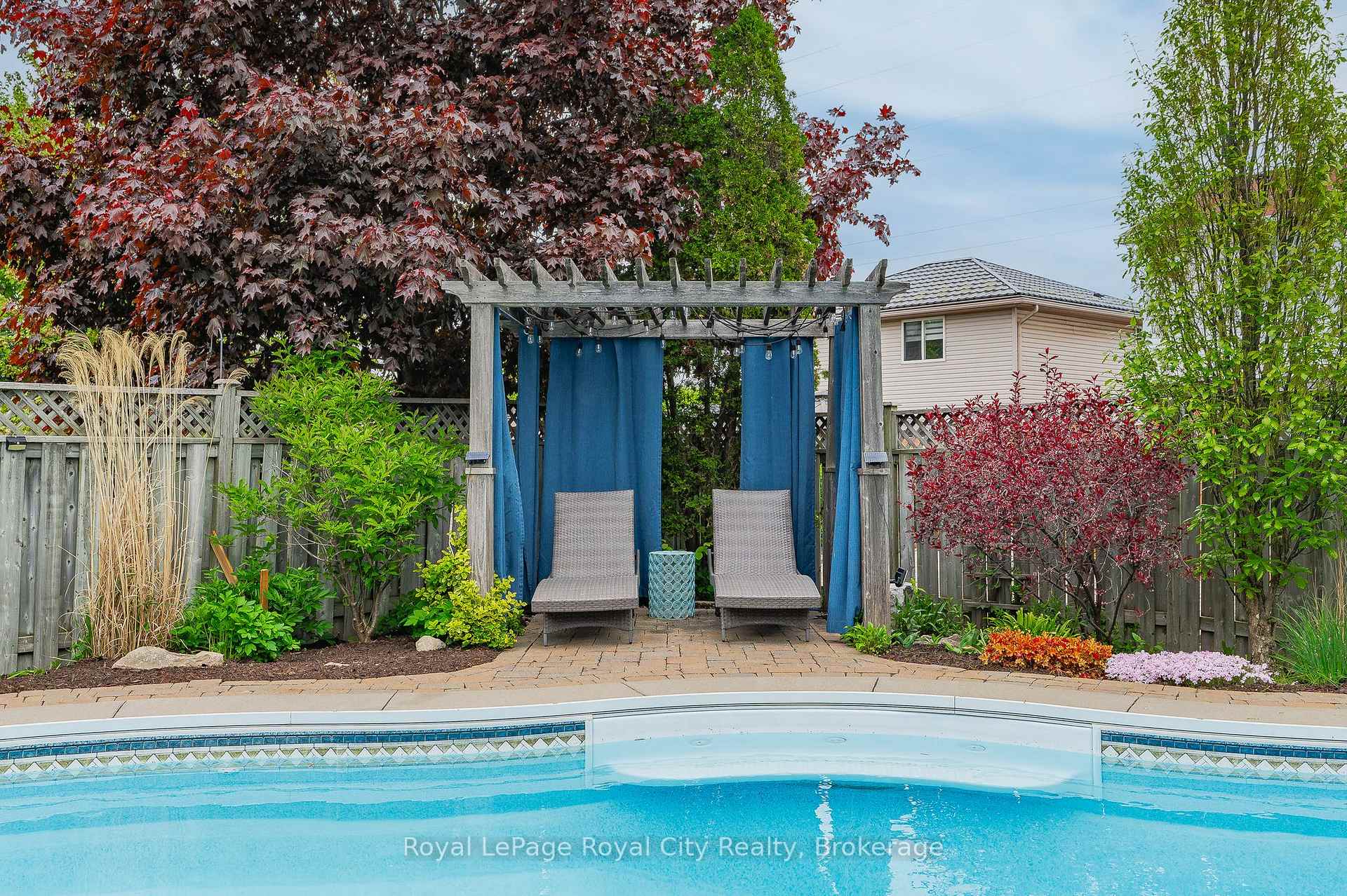 Photo 20 of 4 Lois Lane, Guelph, Willow West/Sugarbush/West Acres — HOMEH