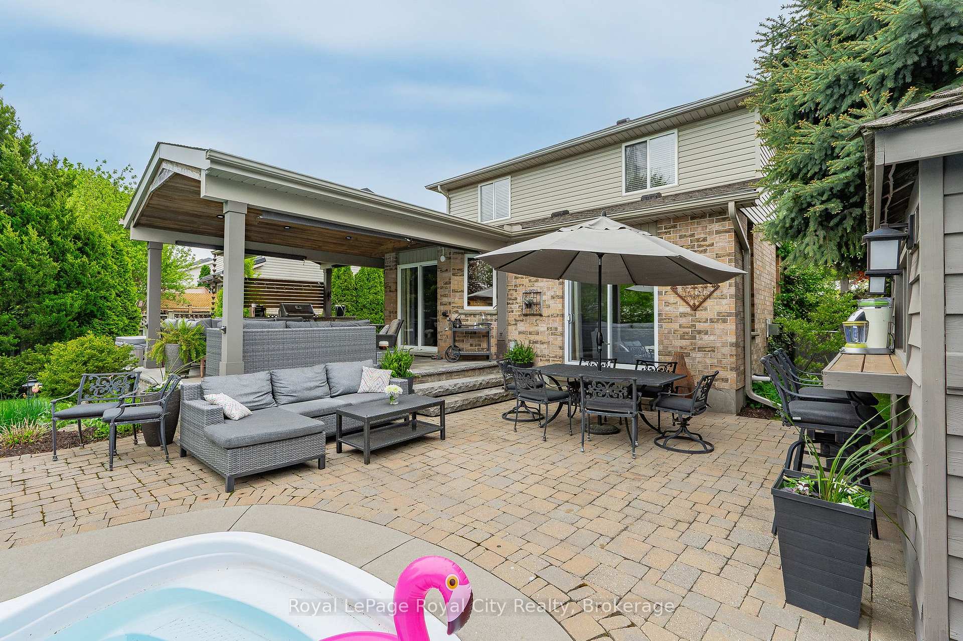 Photo 21 of 4 Lois Lane, Guelph, Willow West/Sugarbush/West Acres — HOMEH