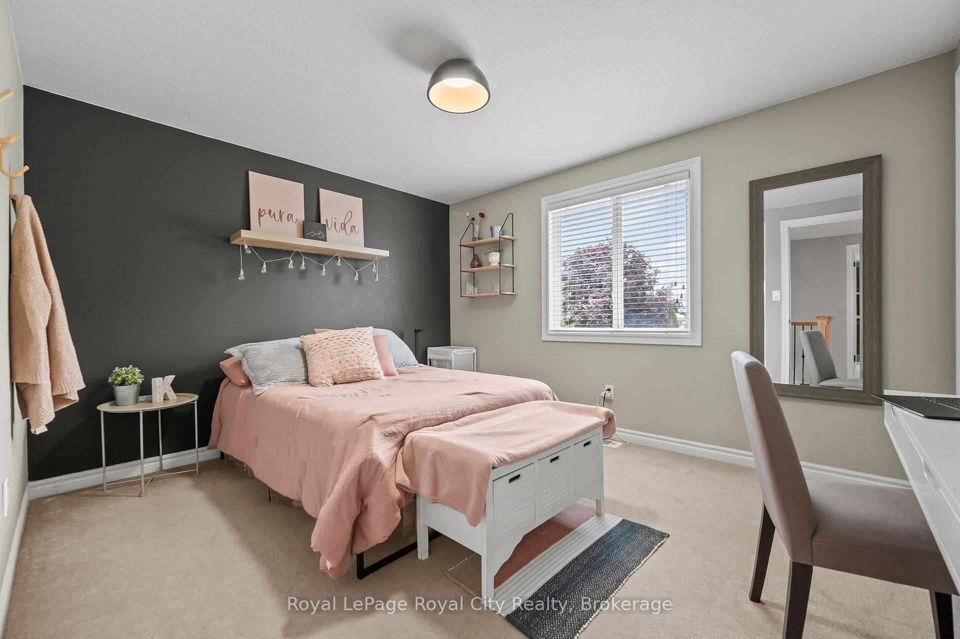 Photo 35 of 4 Lois Lane, Guelph, Willow West/Sugarbush/West Acres — HOMEH