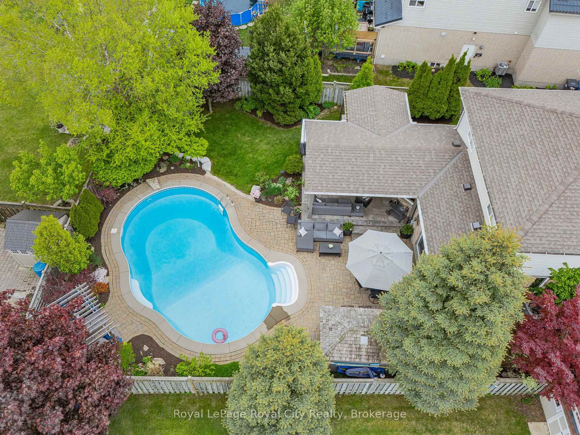 Photo 50 of 4 Lois Lane, Guelph, Willow West/Sugarbush/West Acres — HOMEH