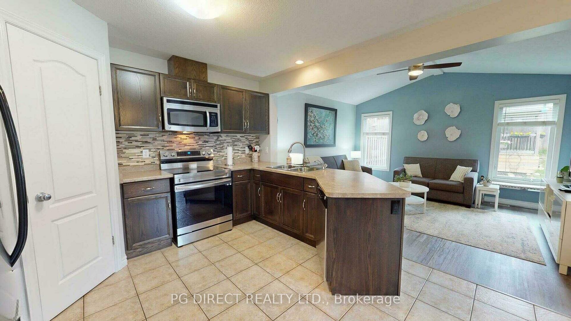 Photo 3 of 46 Vipond Street, Guelph, Grange Road — HOMEH