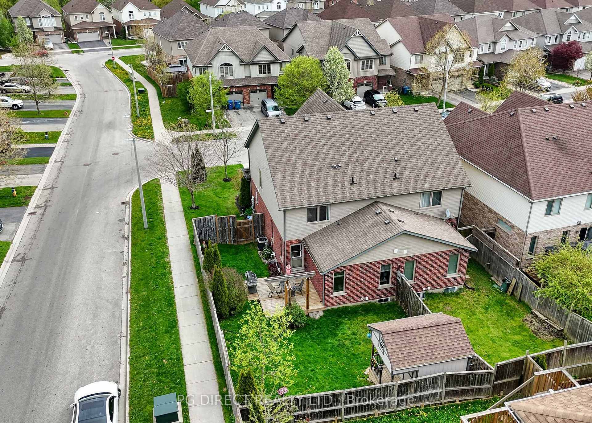 Photo 16 of 46 Vipond Street, Guelph, Grange Road — HOMEH