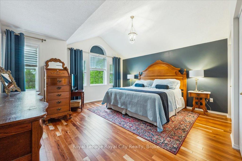 Photo 22 of 10 O'Connor Lane, Guelph, Grange Road — HOMEH