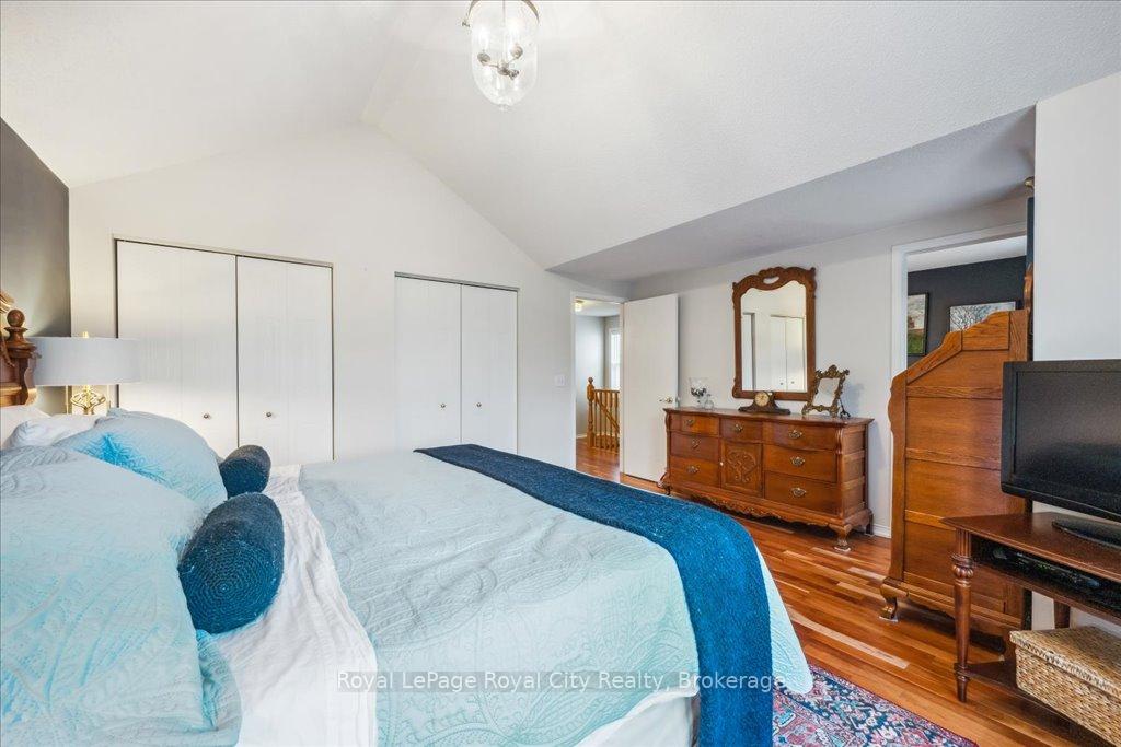 Photo 23 of 10 O'Connor Lane, Guelph, Grange Road — HOMEH