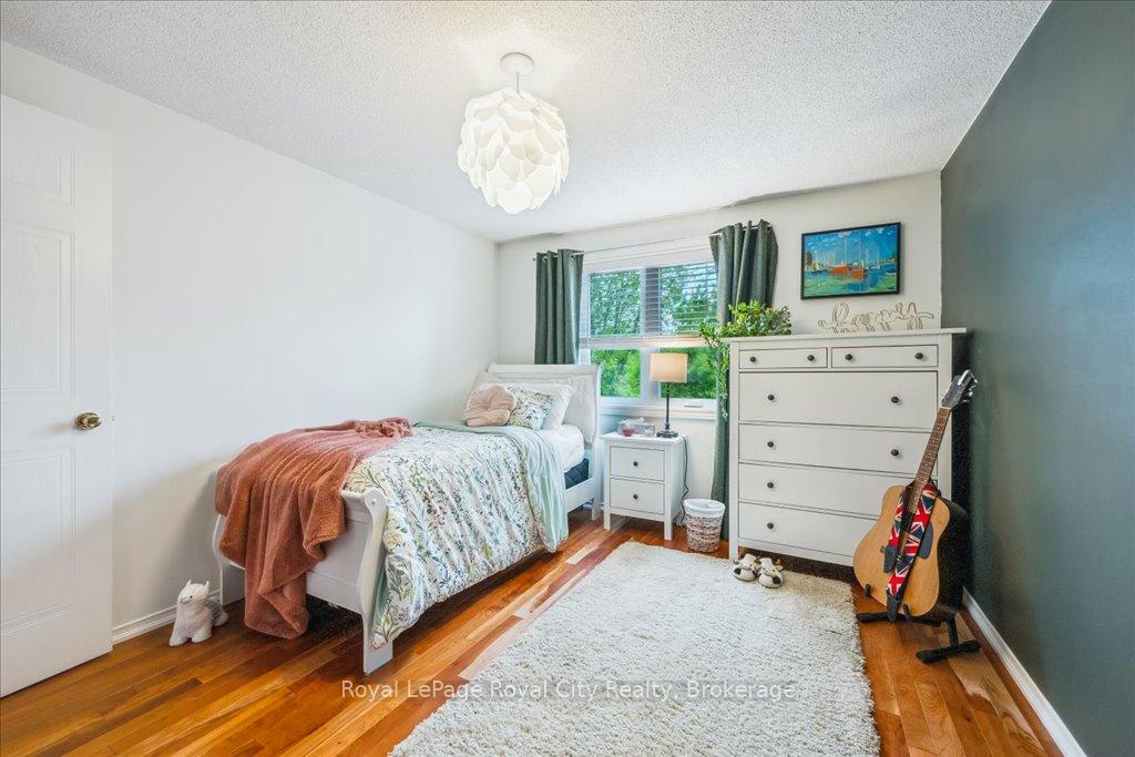 Photo 26 of 10 O'Connor Lane, Guelph, Grange Road — HOMEH