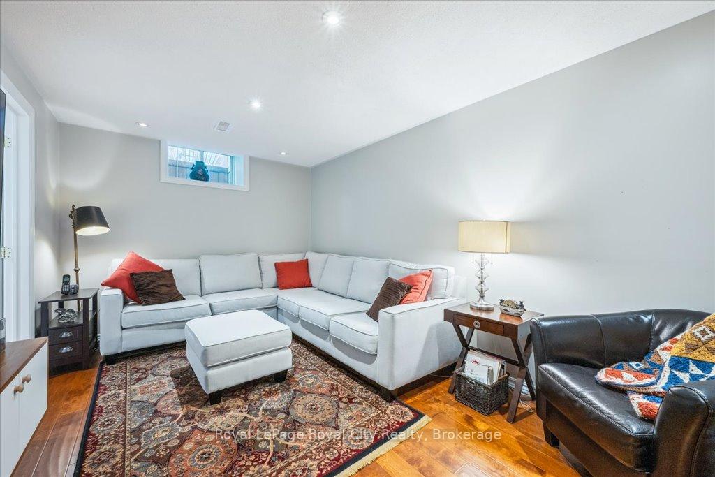 Photo 29 of 10 O'Connor Lane, Guelph, Grange Road — HOMEH
