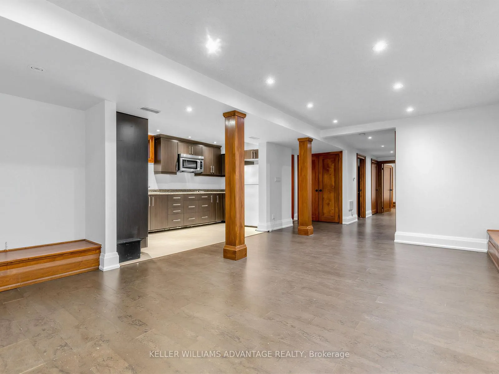 Photo 2 of 2 Park (Basement) Avenue, Toronto, The Beaches — HOMEH