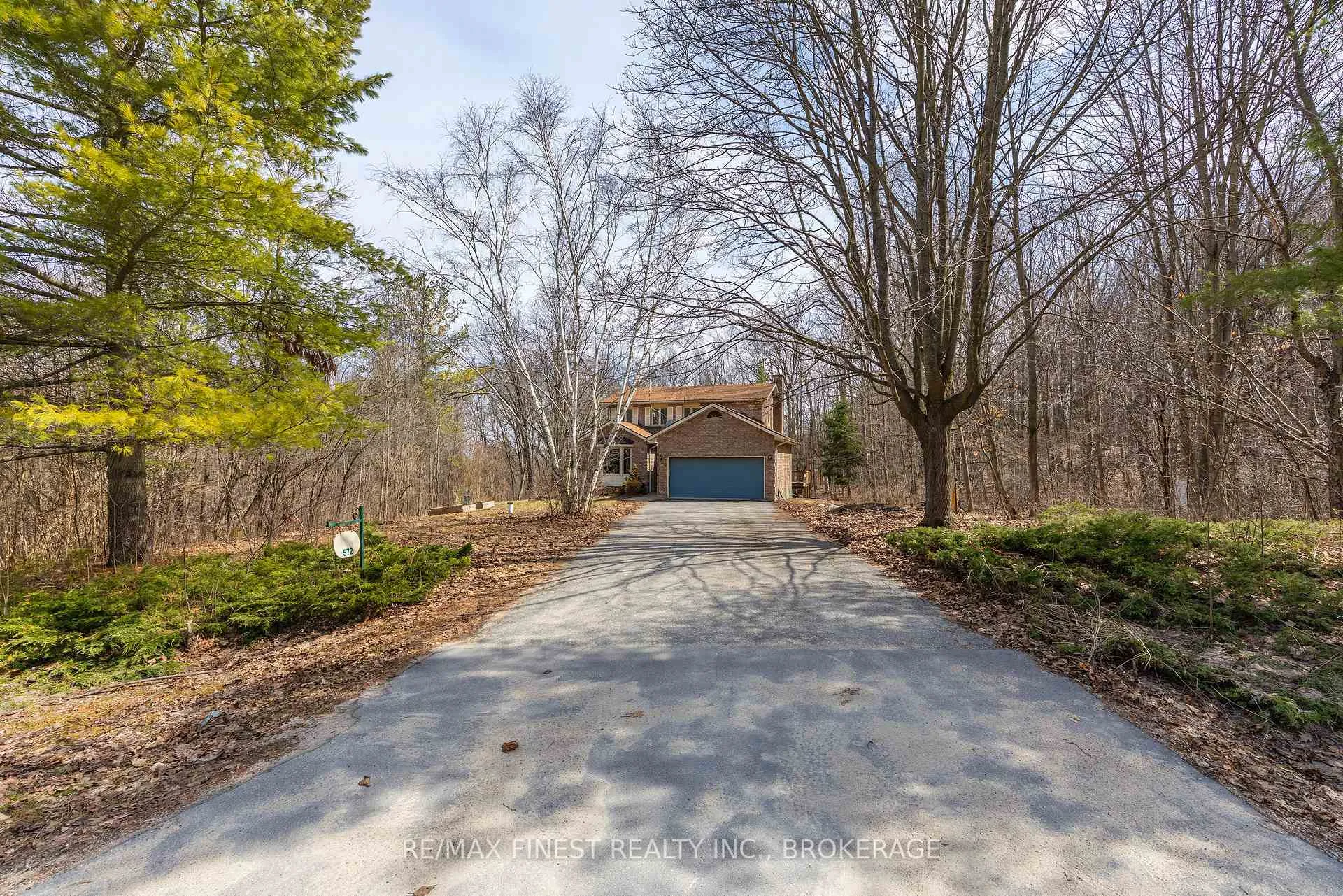 Photo 2 of 572 River Ridge Drive, Kingston, City North of 401 — HOMEH