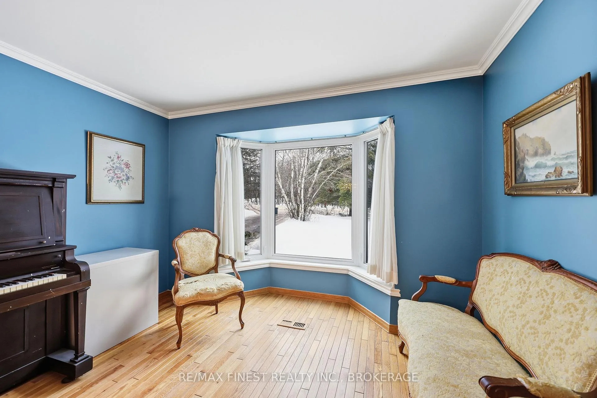 Photo 10 of 572 River Ridge Drive, Kingston, City North of 401 — HOMEH