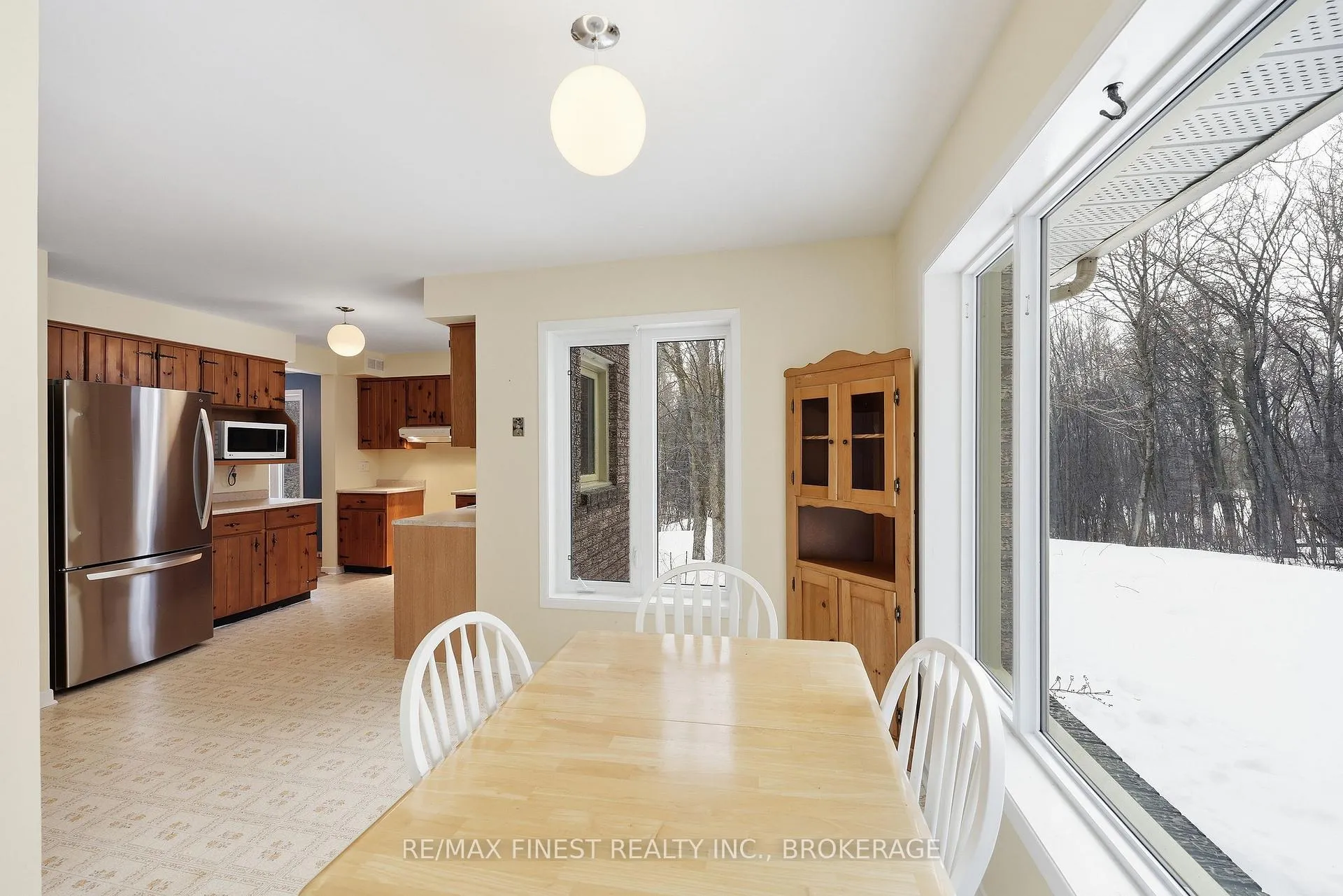 Photo 15 of 572 River Ridge Drive, Kingston, City North of 401 — HOMEH