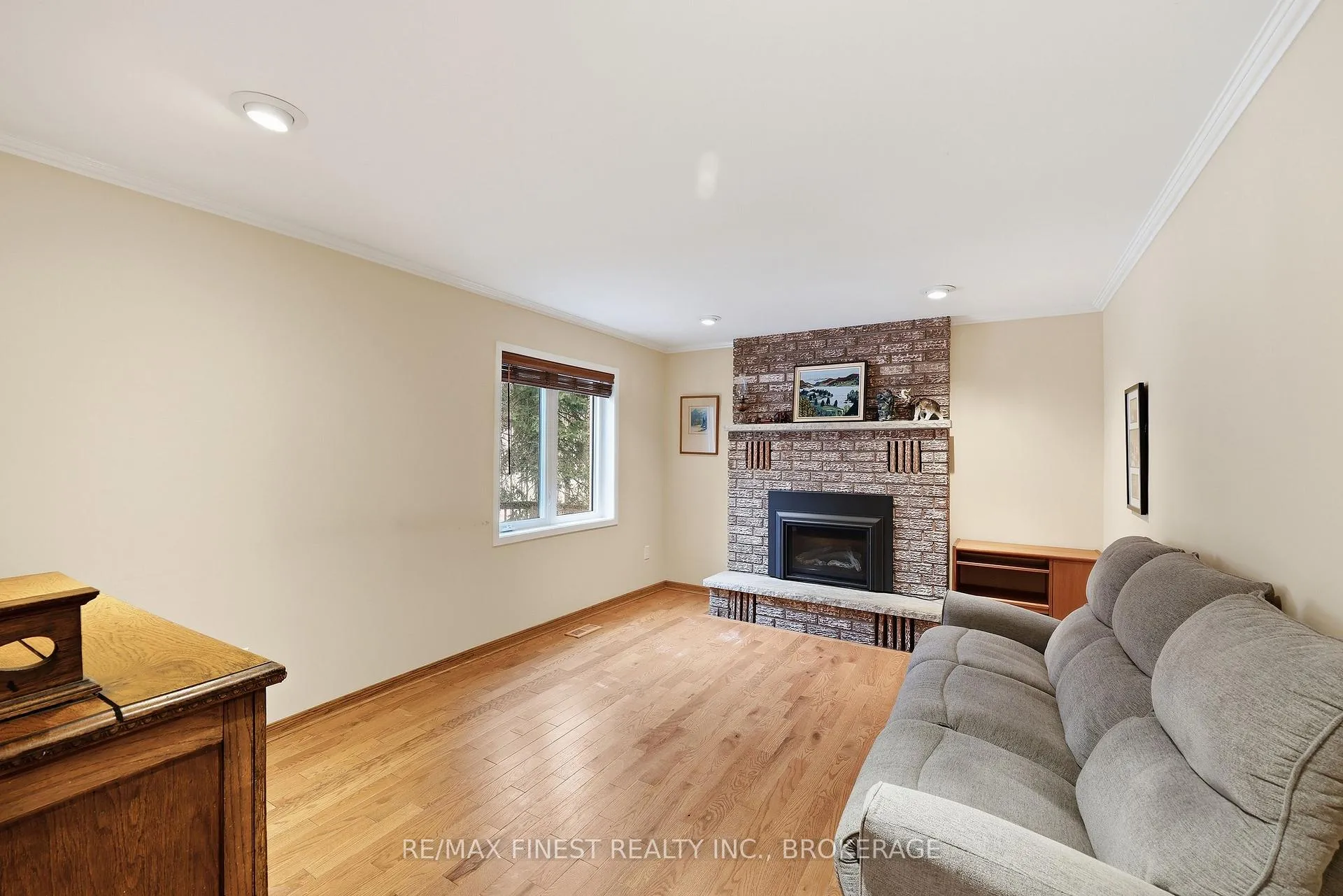 Photo 20 of 572 River Ridge Drive, Kingston, City North of 401 — HOMEH