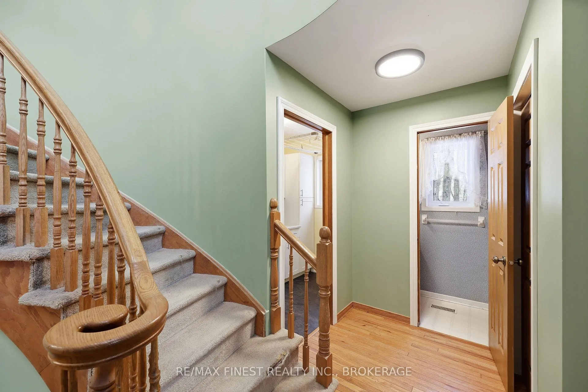 Photo 22 of 572 River Ridge Drive, Kingston, City North of 401 — HOMEH