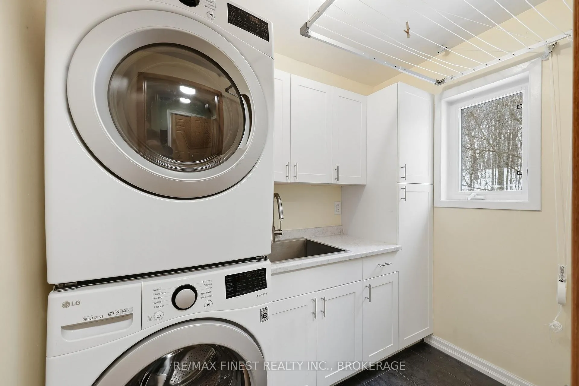 Photo 23 of 572 River Ridge Drive, Kingston, City North of 401 — HOMEH