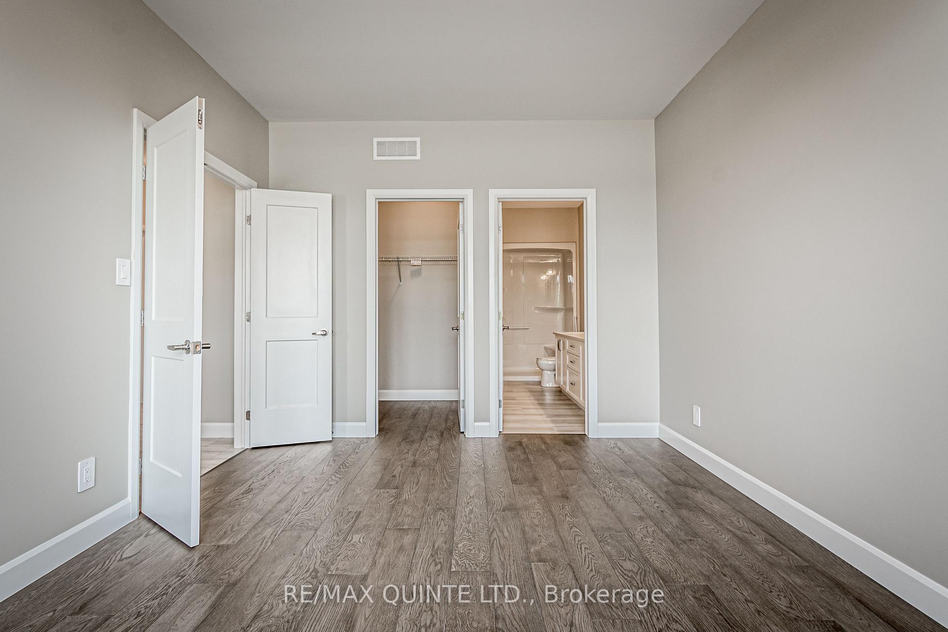 Photo 7 of 94A Riverstone Way, Belleville, Thurlow Ward — HOMEH
