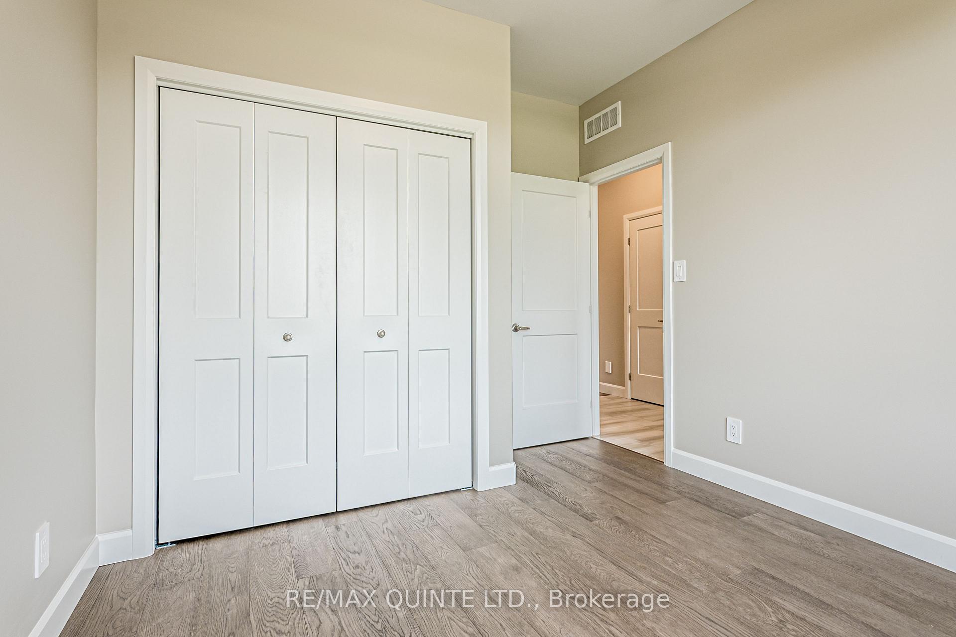Photo 11 of 94A Riverstone Way, Belleville, Thurlow Ward — HOMEH