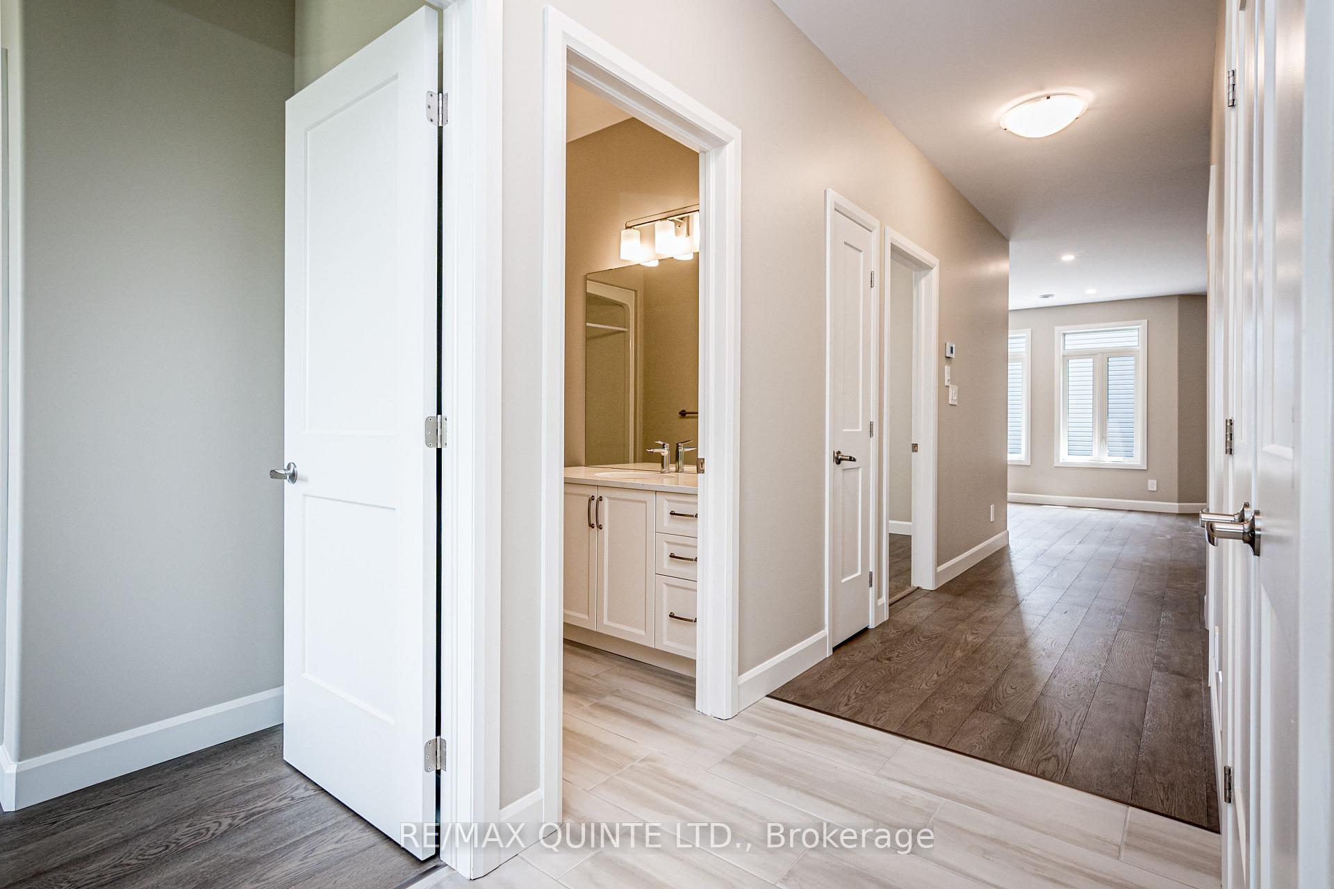 Photo 16 of 94A Riverstone Way, Belleville, Thurlow Ward — HOMEH