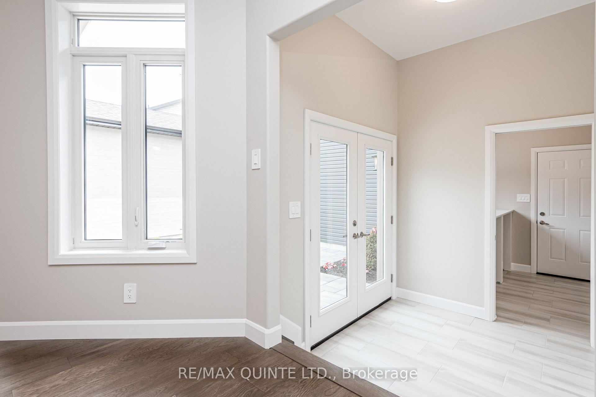 Photo 22 of 94A Riverstone Way, Belleville, Thurlow Ward — HOMEH