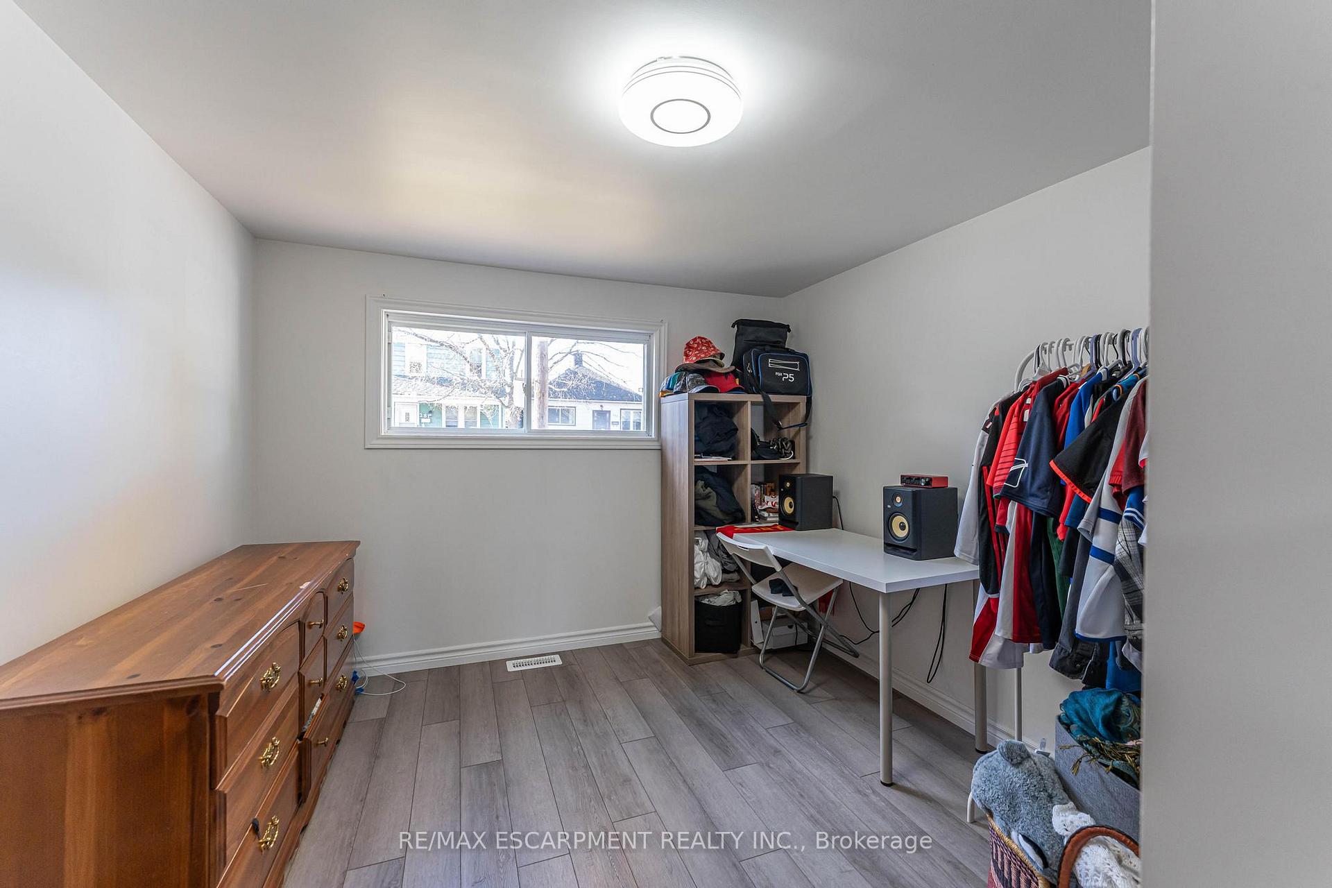 Photo 22 of 284 Paling Avenue, Hamilton, Homeside — HOMEH