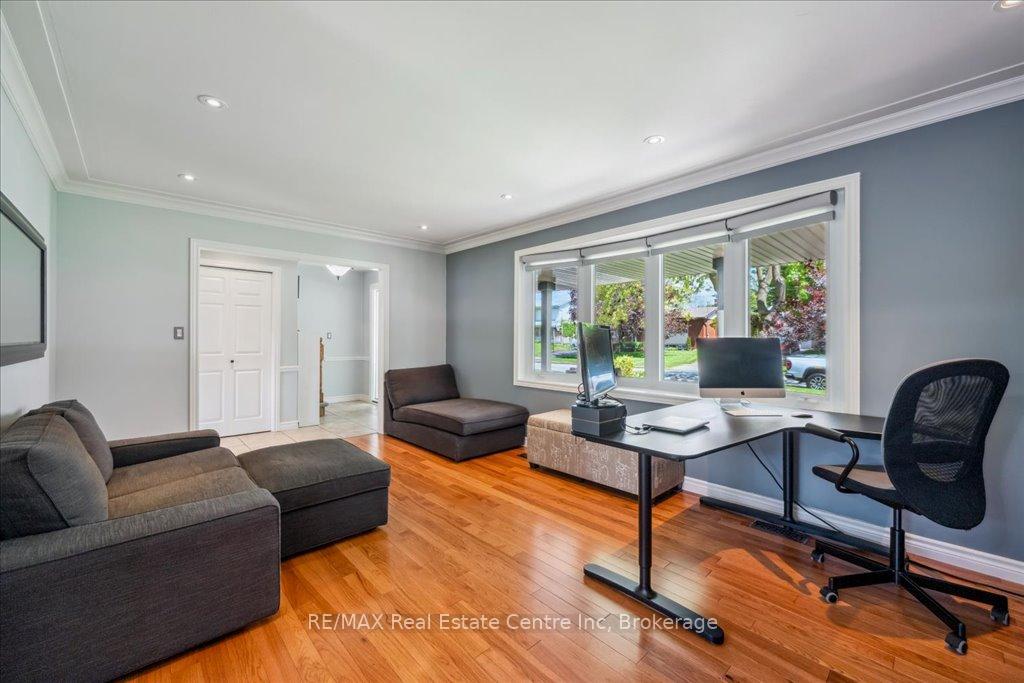 Photo 8 of 44 Glenburnie Drive, Guelph, Grange Road — HOMEH