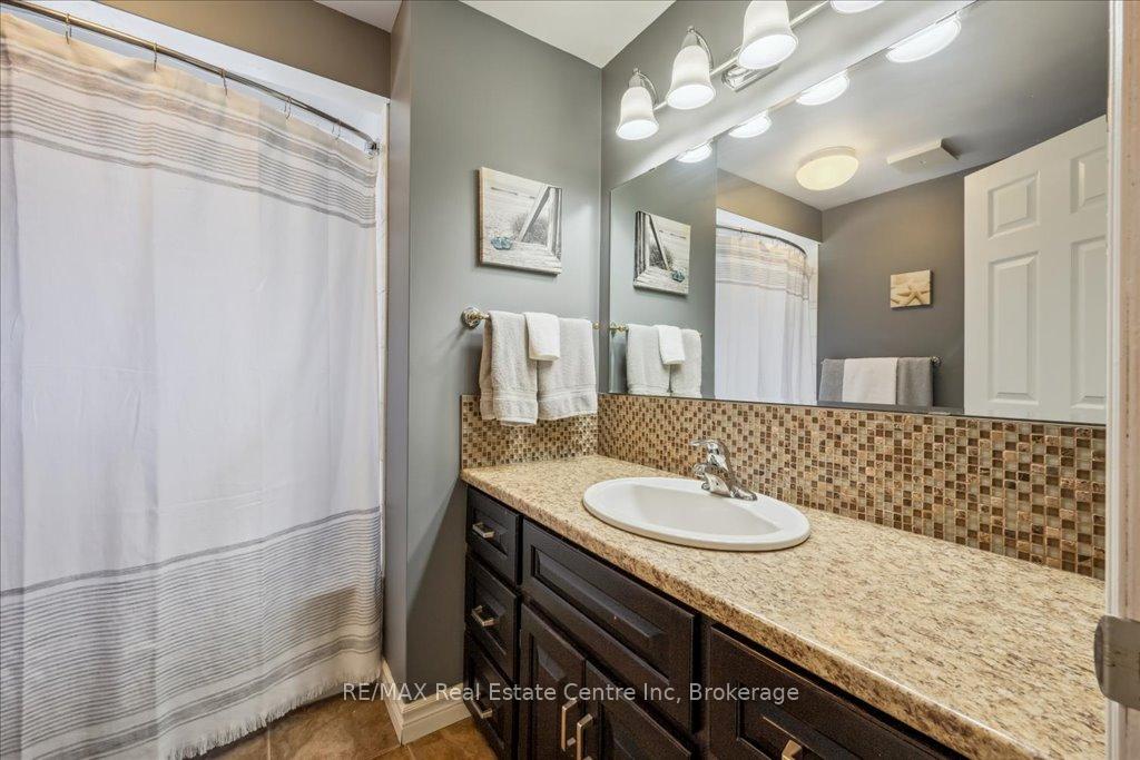 Photo 30 of 44 Glenburnie Drive, Guelph, Grange Road — HOMEH