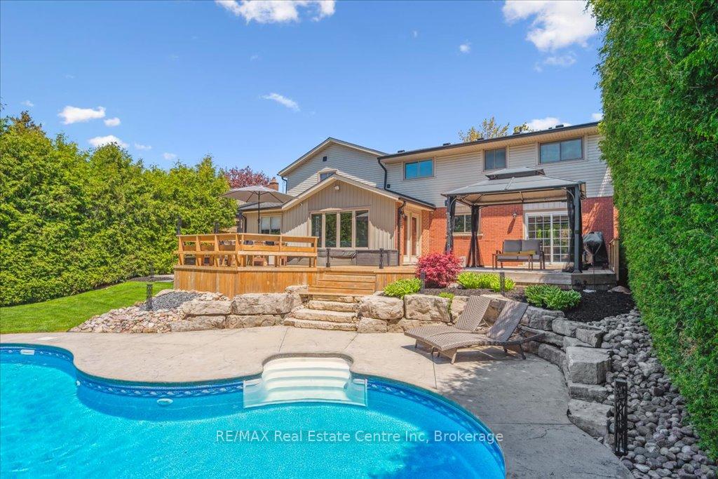 Photo 38 of 44 Glenburnie Drive, Guelph, Grange Road — HOMEH