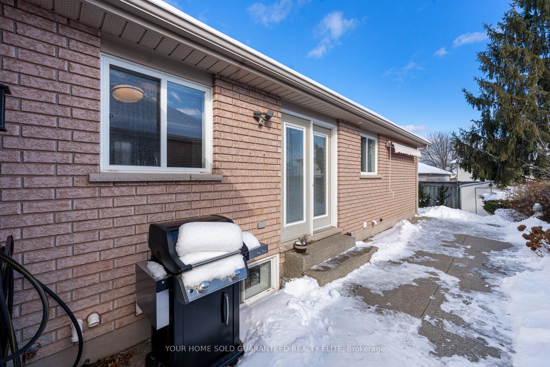Photo 19 of 88 Colonial Crescent, Grimsby, Grimsby East — HOMEH