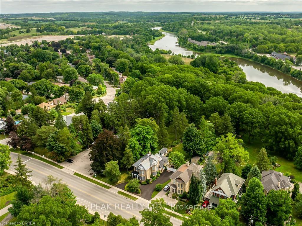 Photo 1 of 197 Grand River Street N, Brant, Paris — HOMEH