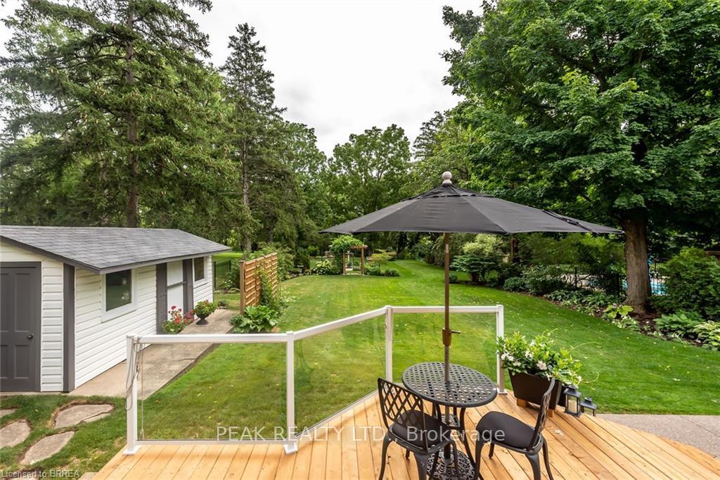 Photo 23 of 197 Grand River Street N, Brant, Paris — HOMEH