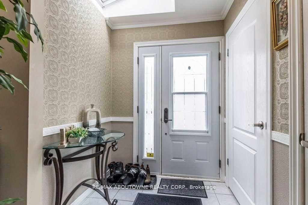 Photo 3 of Unit Upper, 50 Ridgewood Avenue, Guelph, Junction/Onward Willow — HOMEH