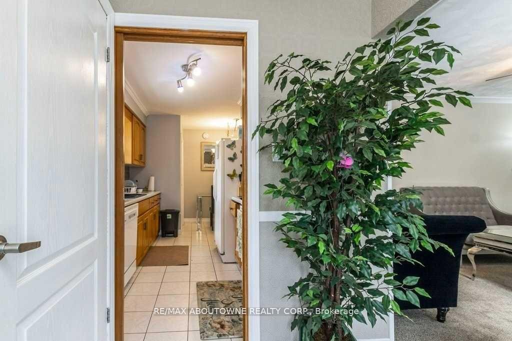 Photo 5 of Unit Upper, 50 Ridgewood Avenue, Guelph, Junction/Onward Willow — HOMEH