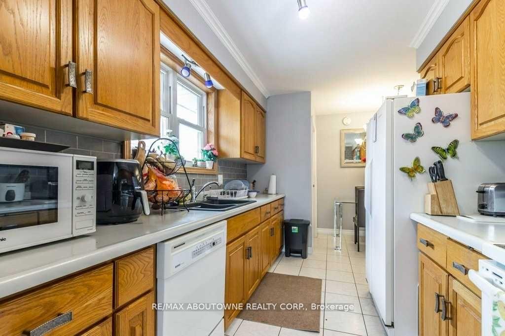 Photo 6 of Unit Upper, 50 Ridgewood Avenue, Guelph, Junction/Onward Willow — HOMEH