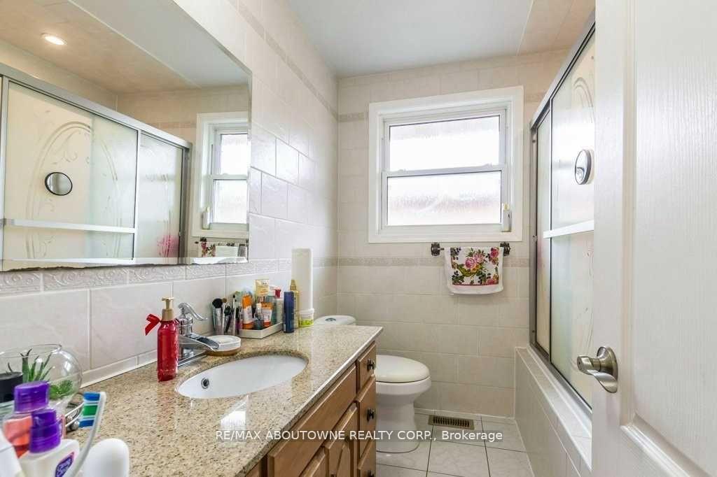 Photo 15 of Unit Upper, 50 Ridgewood Avenue, Guelph, Junction/Onward Willow — HOMEH