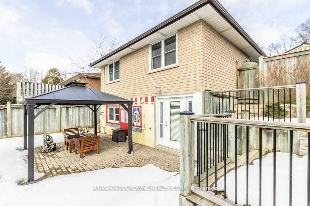 Photo 23 of Unit Upper, 50 Ridgewood Avenue, Guelph, Junction/Onward Willow — HOMEH