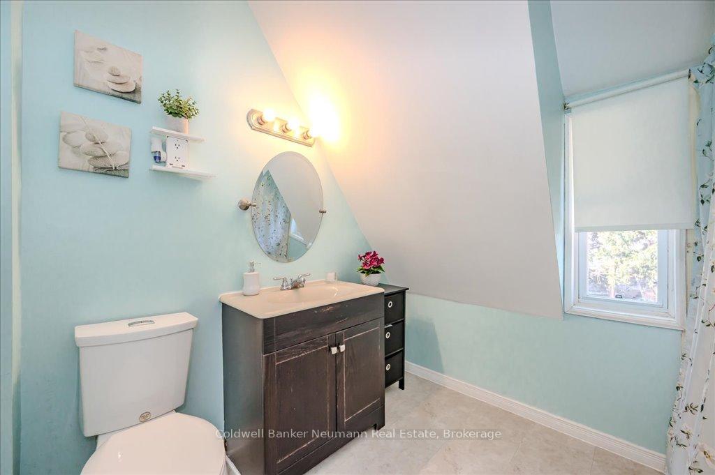 Photo 26 of 22 Simcoe Street, Guelph, St. Patrick's Ward — HOMEH
