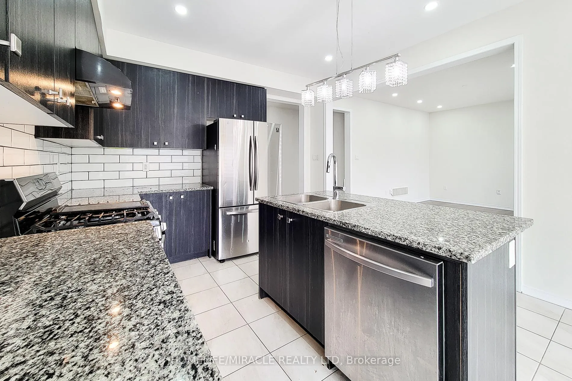 Photo 18 of 63 Magdalena Street, Hamilton, Stoney Creek Mountain — HOMEH