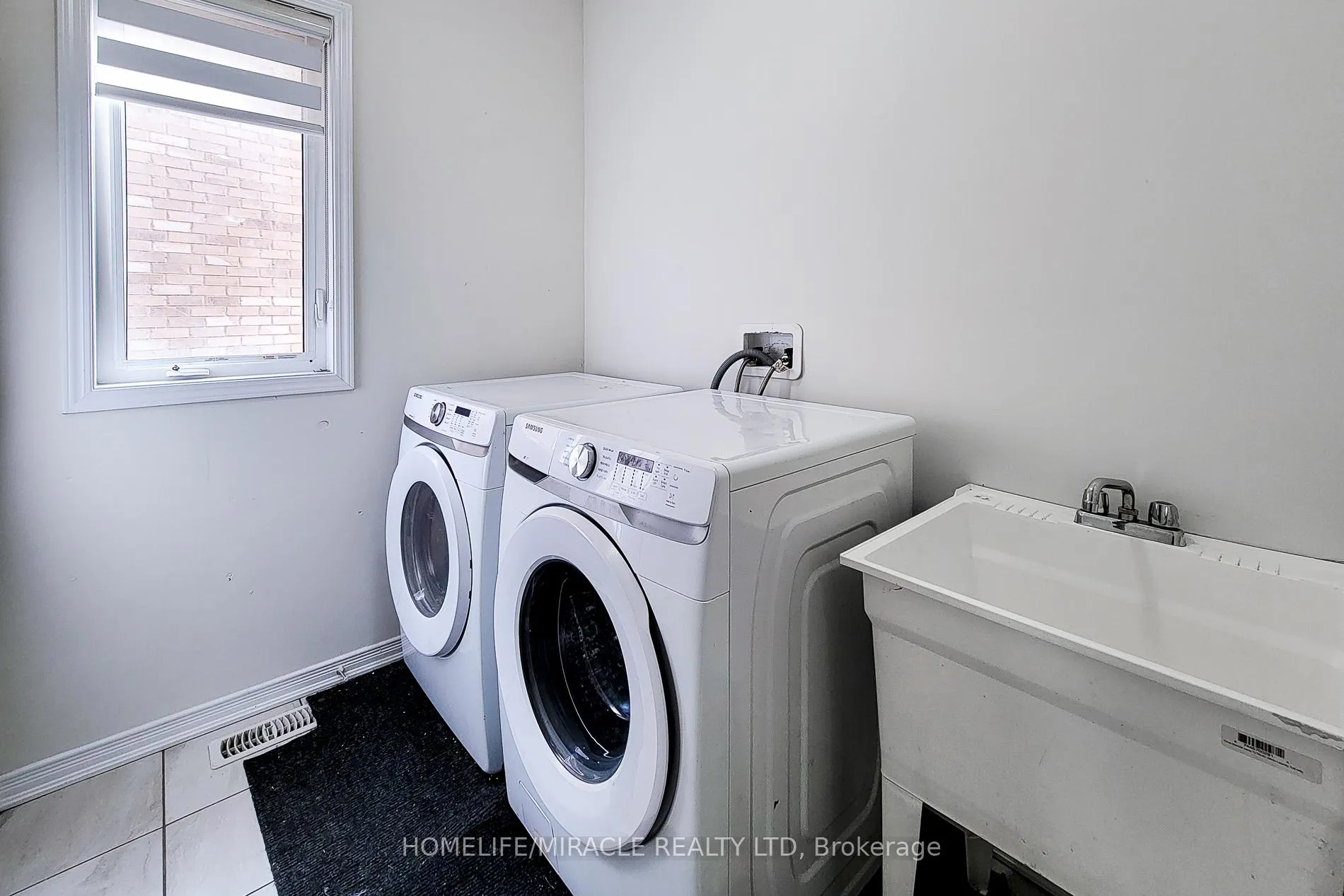 Photo 25 of 63 Magdalena Street, Hamilton, Stoney Creek Mountain — HOMEH