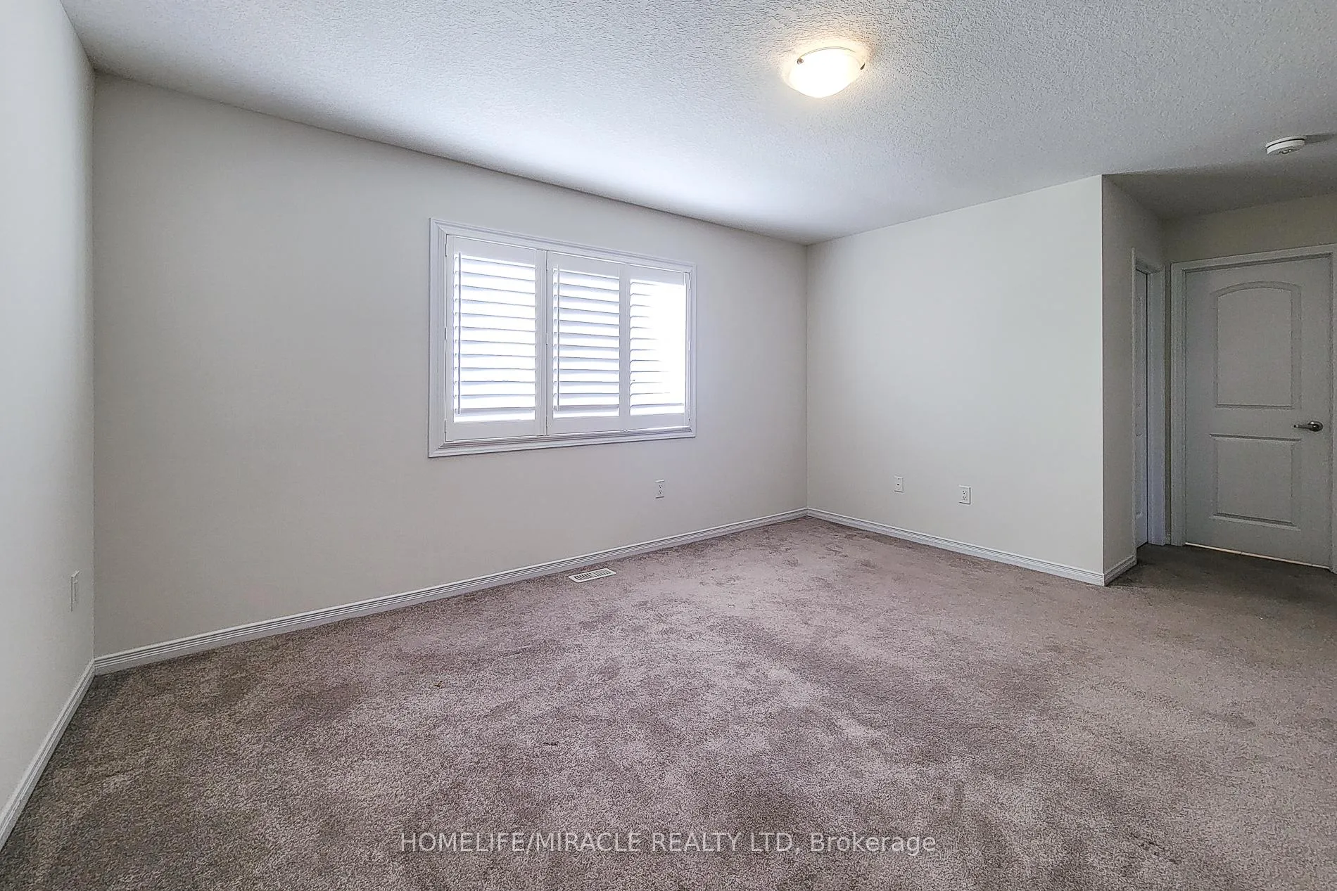 Photo 31 of 63 Magdalena Street, Hamilton, Stoney Creek Mountain — HOMEH