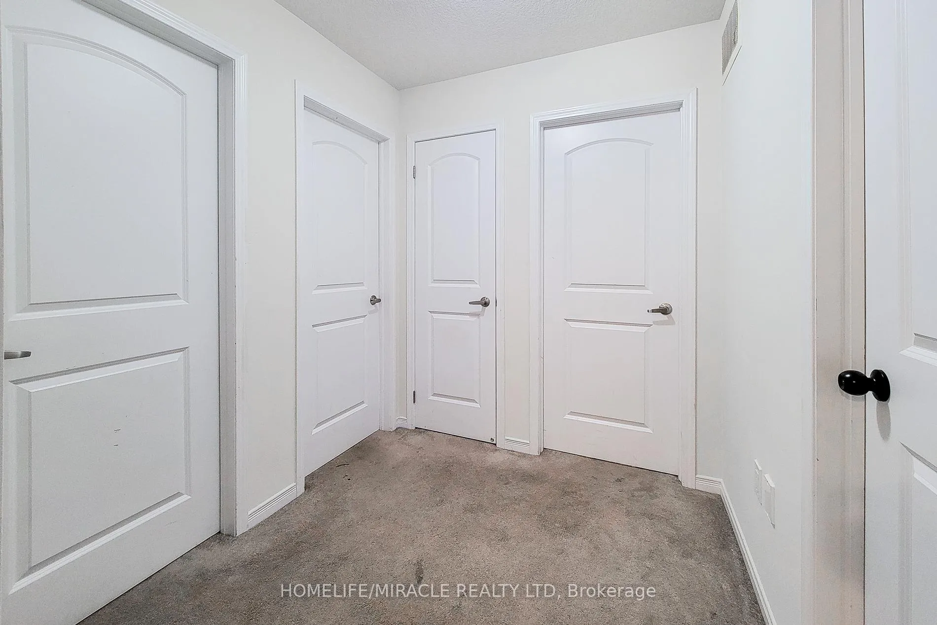Photo 34 of 63 Magdalena Street, Hamilton, Stoney Creek Mountain — HOMEH
