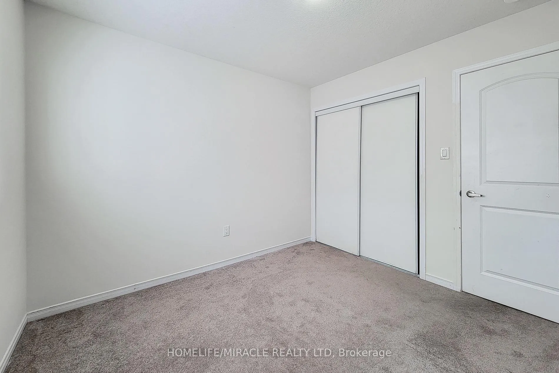 Photo 41 of 63 Magdalena Street, Hamilton, Stoney Creek Mountain — HOMEH