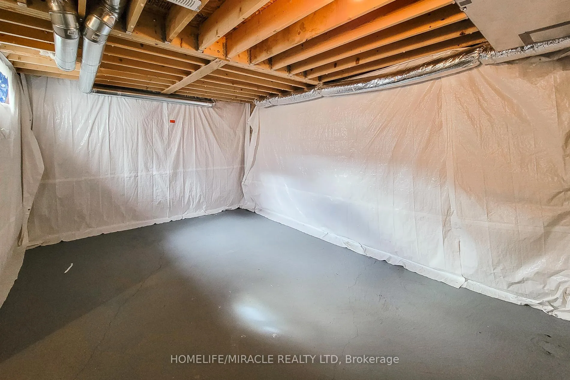 Photo 46 of 63 Magdalena Street, Hamilton, Stoney Creek Mountain — HOMEH