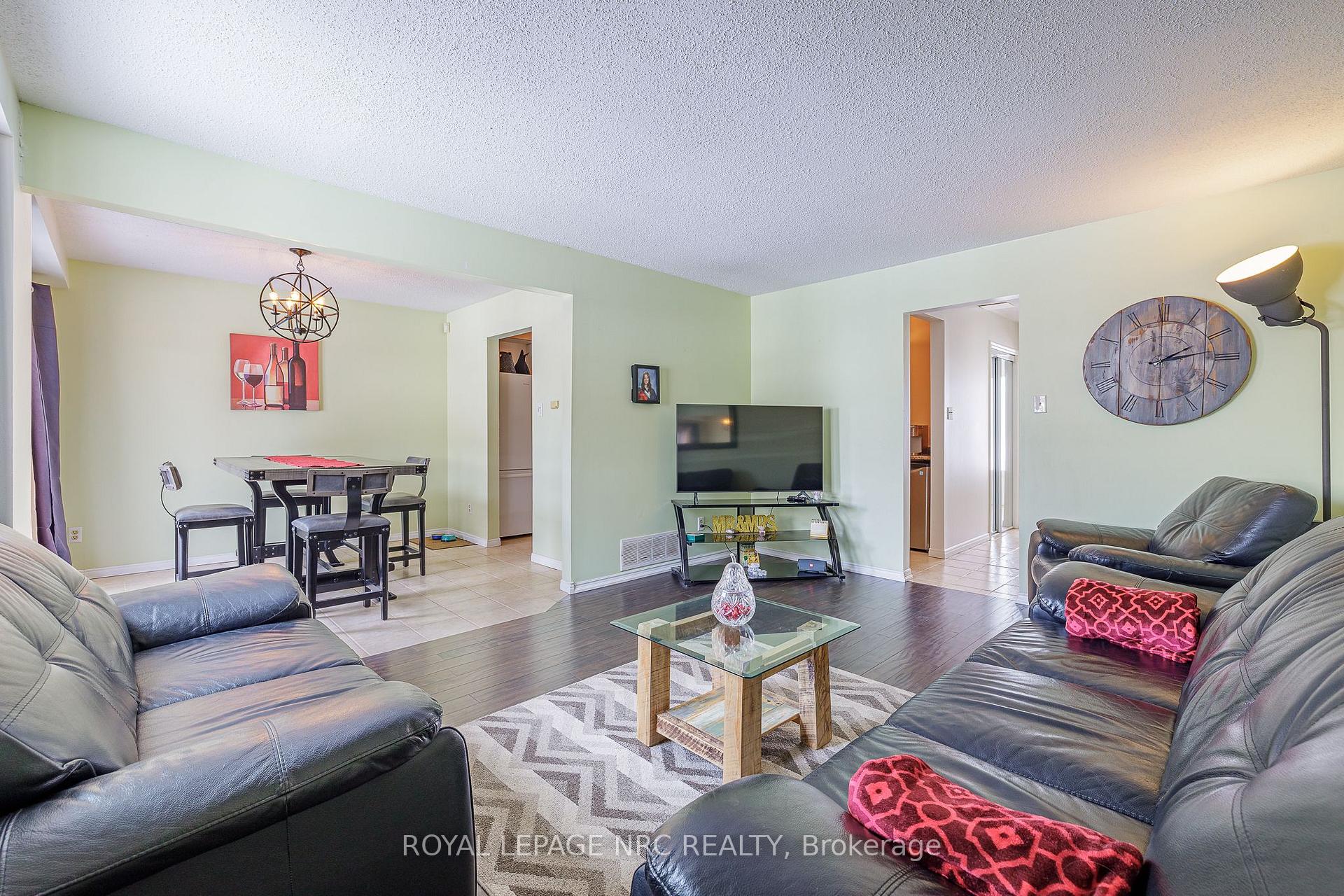 Photo 11 of 57 Bayview Drive, Grimsby, Grimsby Beach — HOMEH