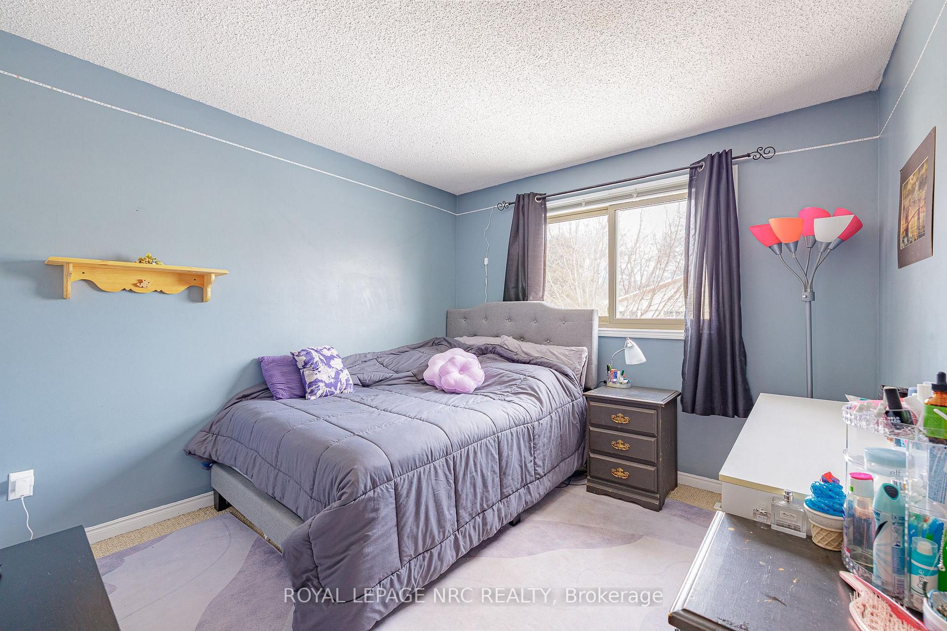 Photo 23 of 57 Bayview Drive, Grimsby, Grimsby Beach — HOMEH