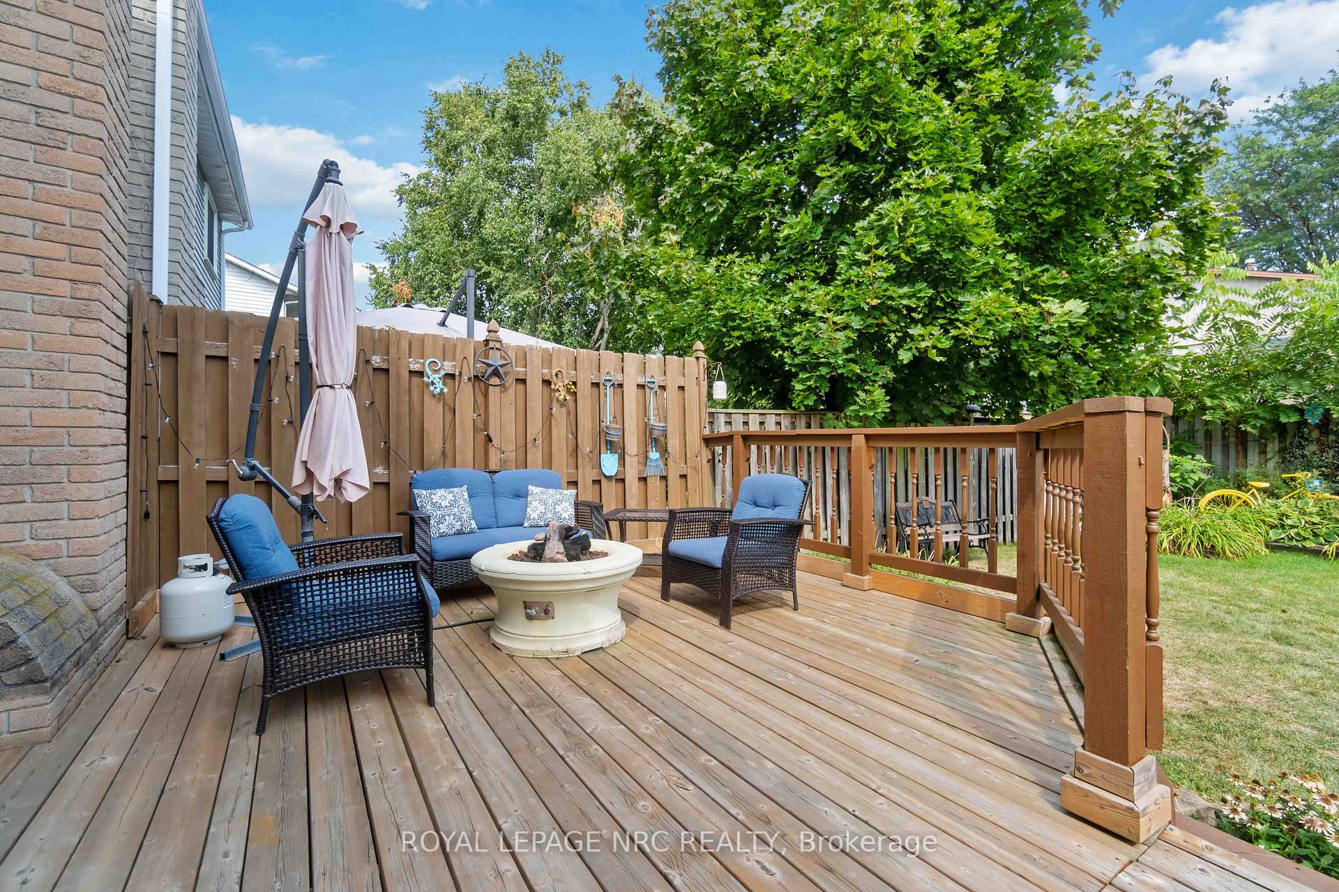Photo 33 of 57 Bayview Drive, Grimsby, Grimsby Beach — HOMEH