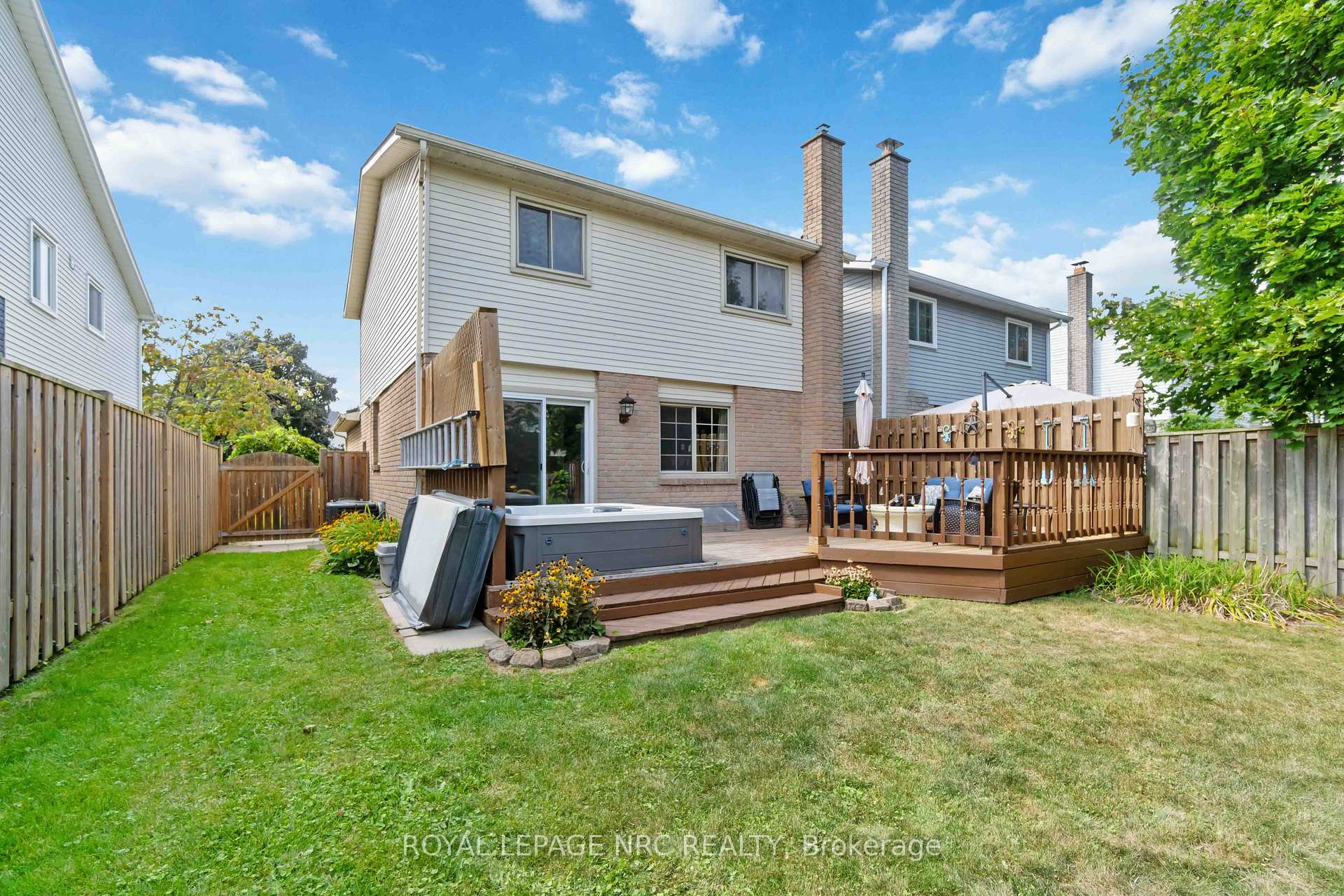 Photo 36 of 57 Bayview Drive, Grimsby, Grimsby Beach — HOMEH